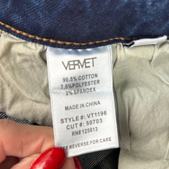 👖VERVET Flying Monkey High Rise Mom Jeans Size 25 Distressed Knee Cuffed NWT👖 - Picture 11 of 15